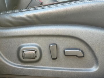 https://dvg-vehicle-assets.s3.amazonaws.com/1107209/akxbsm3a7zryj4dt4zdsfzv8u.jpg