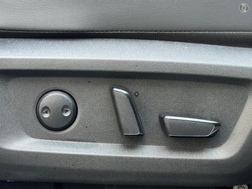 https://dvg-vehicle-assets.s3.amazonaws.com/1107292/1rvlvewkk4ihl0j137bk6l2ug.jpg