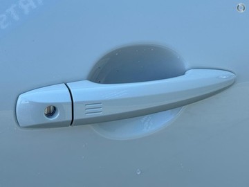 https://dvg-vehicle-assets.s3.amazonaws.com/1107292/9e85s4xlrv6a1vg11w47yete4.jpg