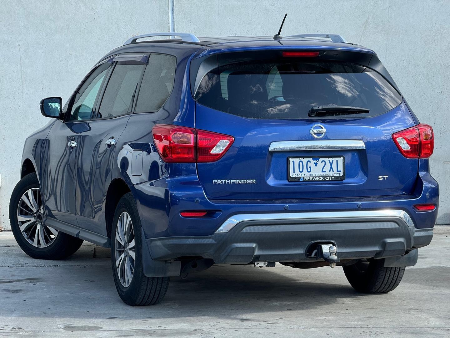 Nissan Pathfinder image 3