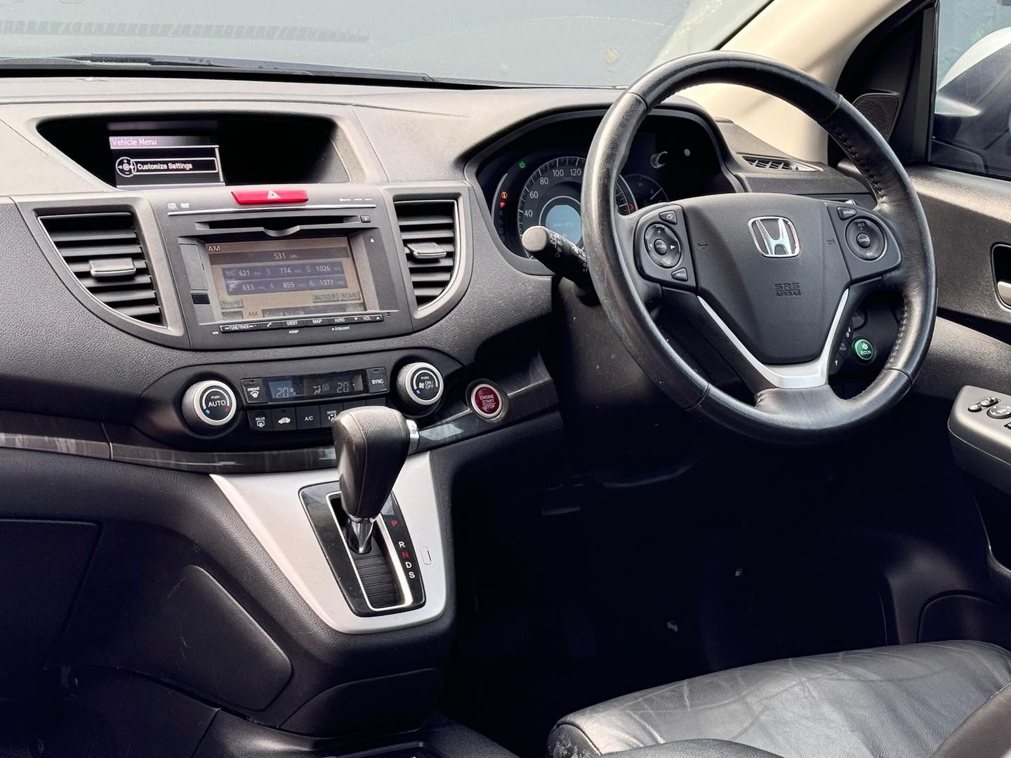 Honda Cr-v image 2