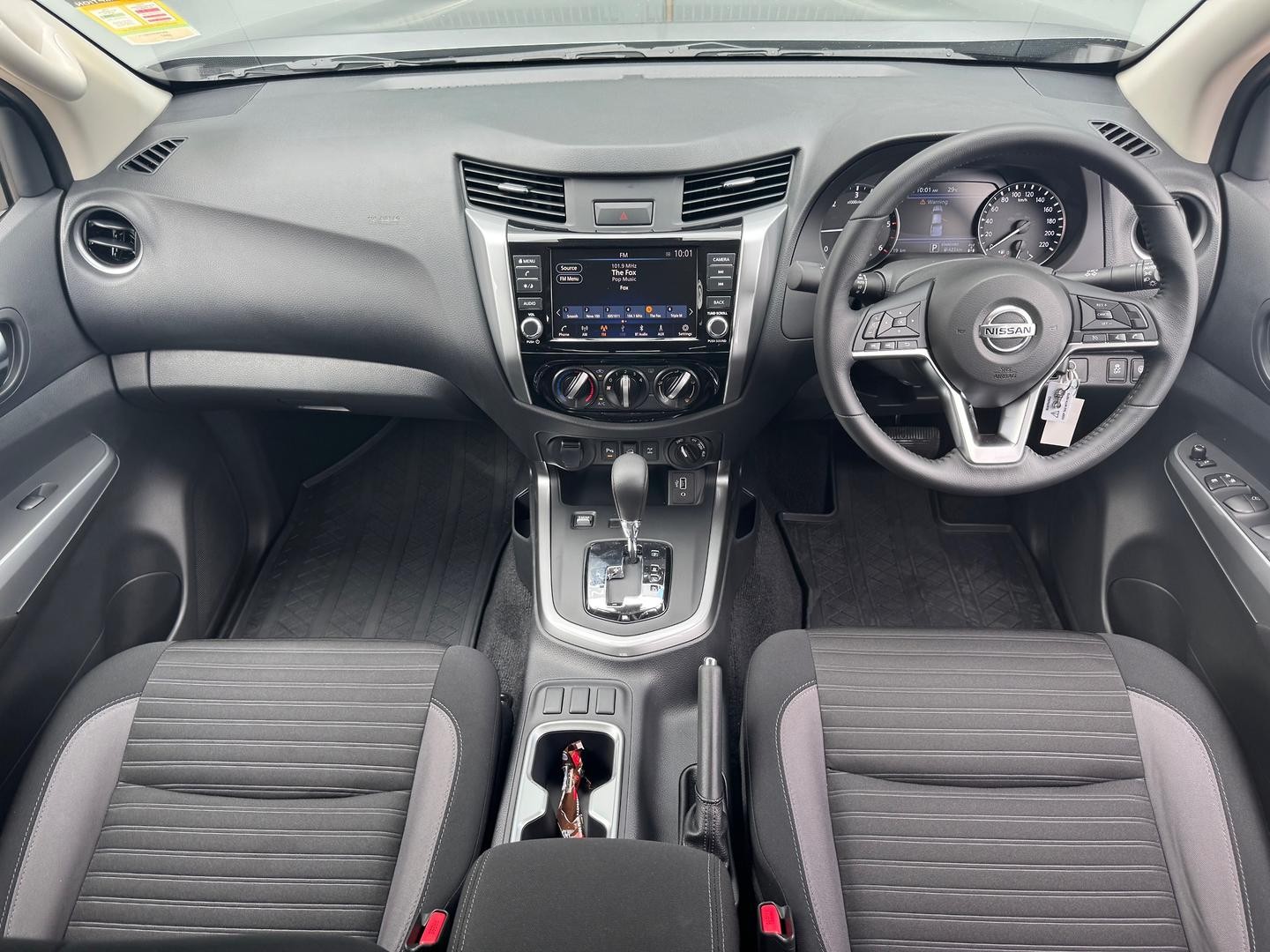 Nissan Navara image 4