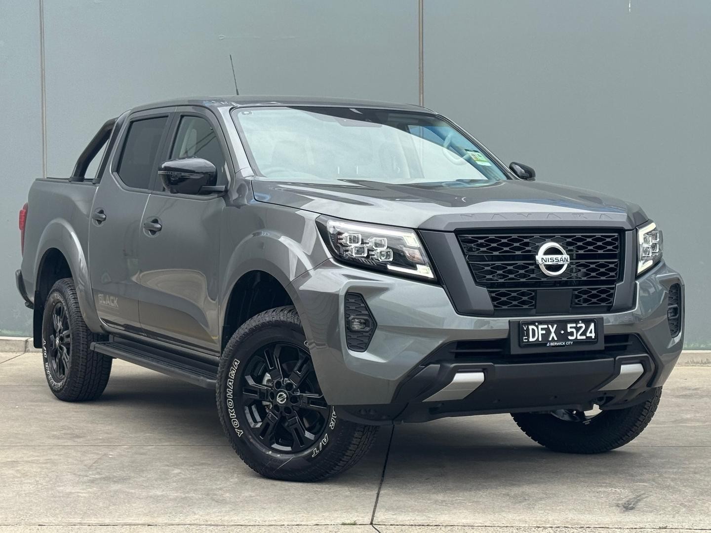 Nissan Navara image 1