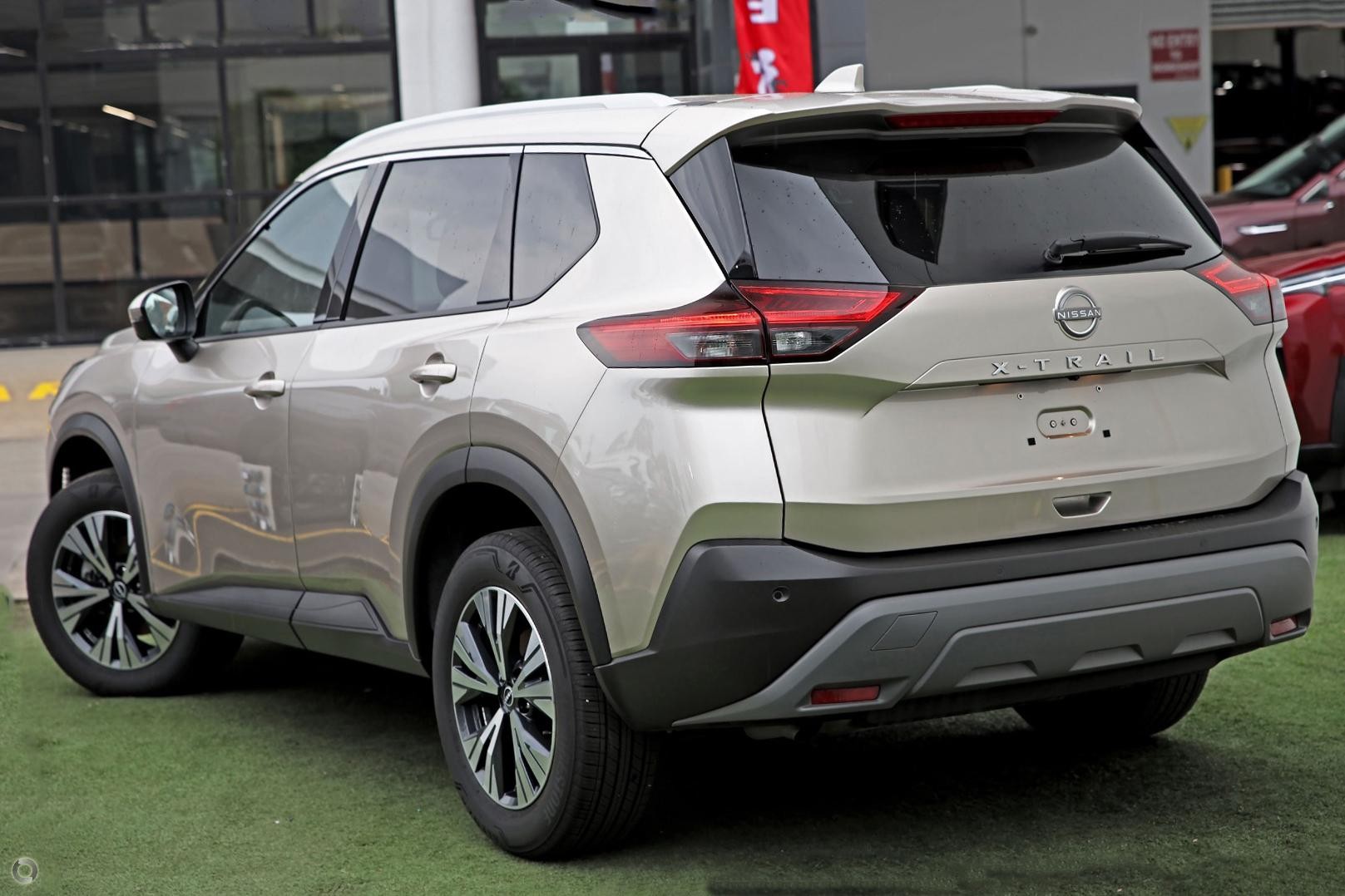 Nissan X-trail image 4