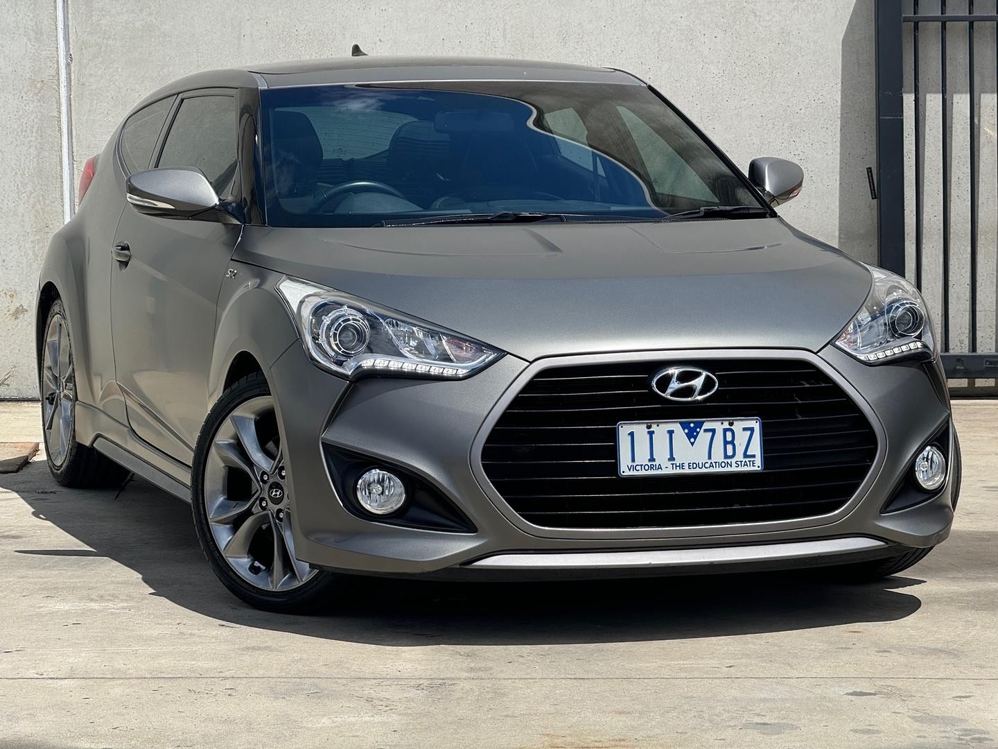 Hyundai Veloster image 1