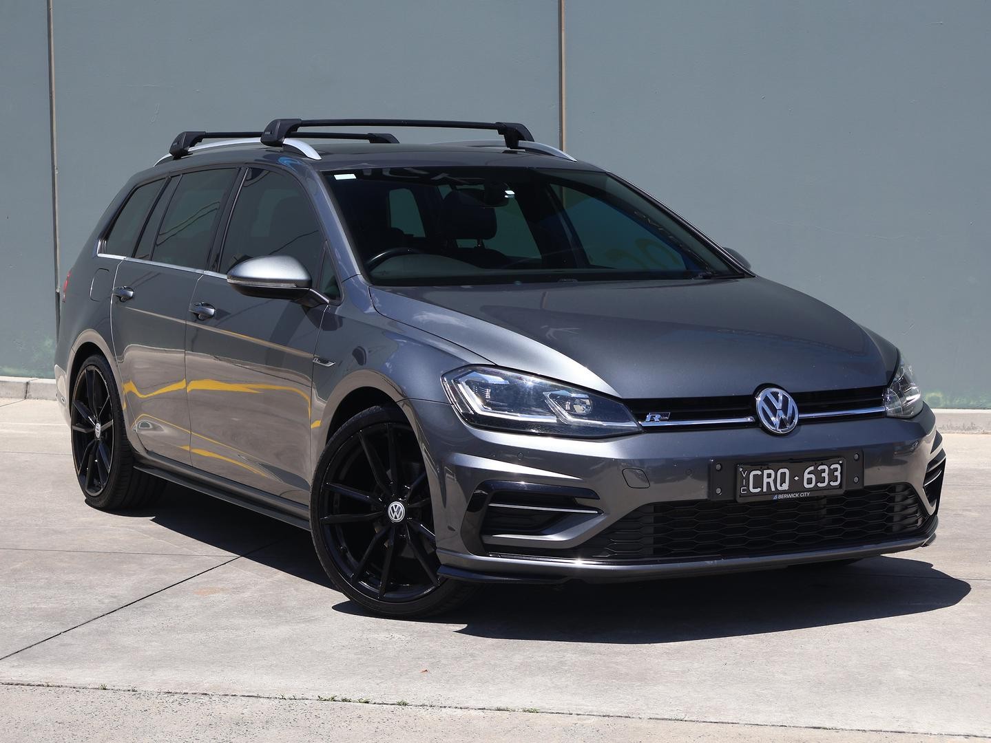 Volkswagen Golf image 1