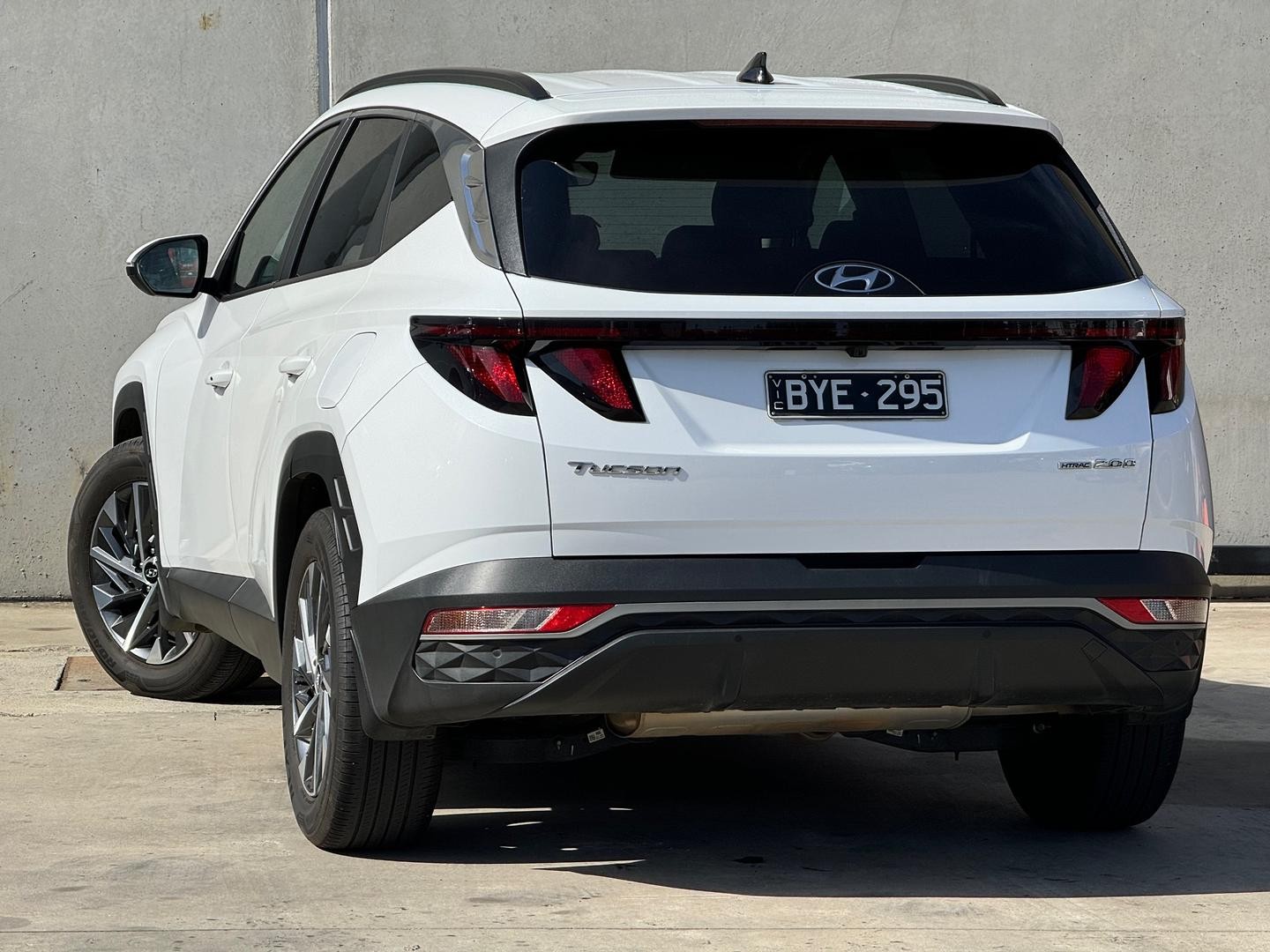 Hyundai Tucson image 3