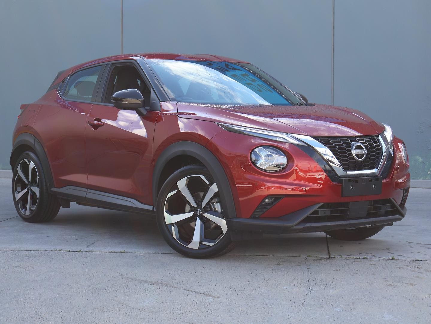 Nissan Juke image 1