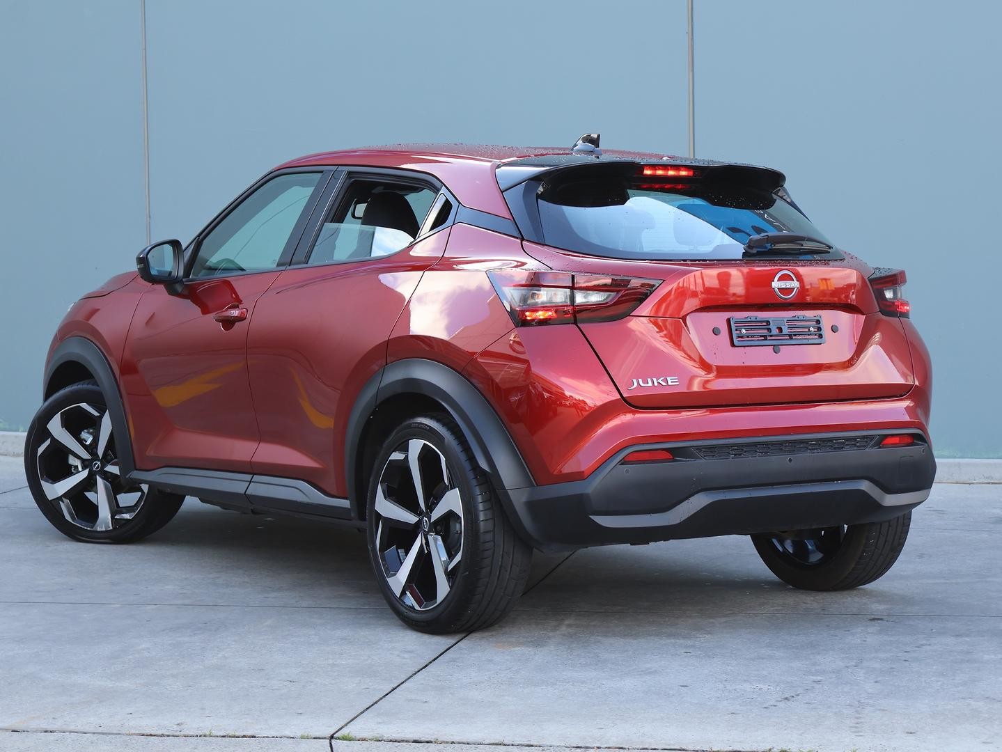 Nissan Juke image 3