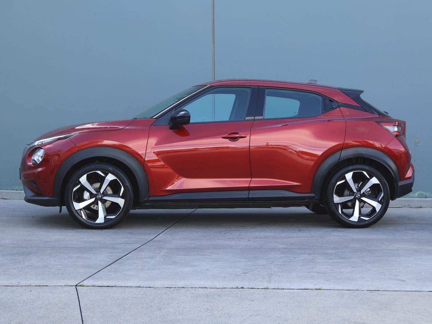 Nissan Juke image 4