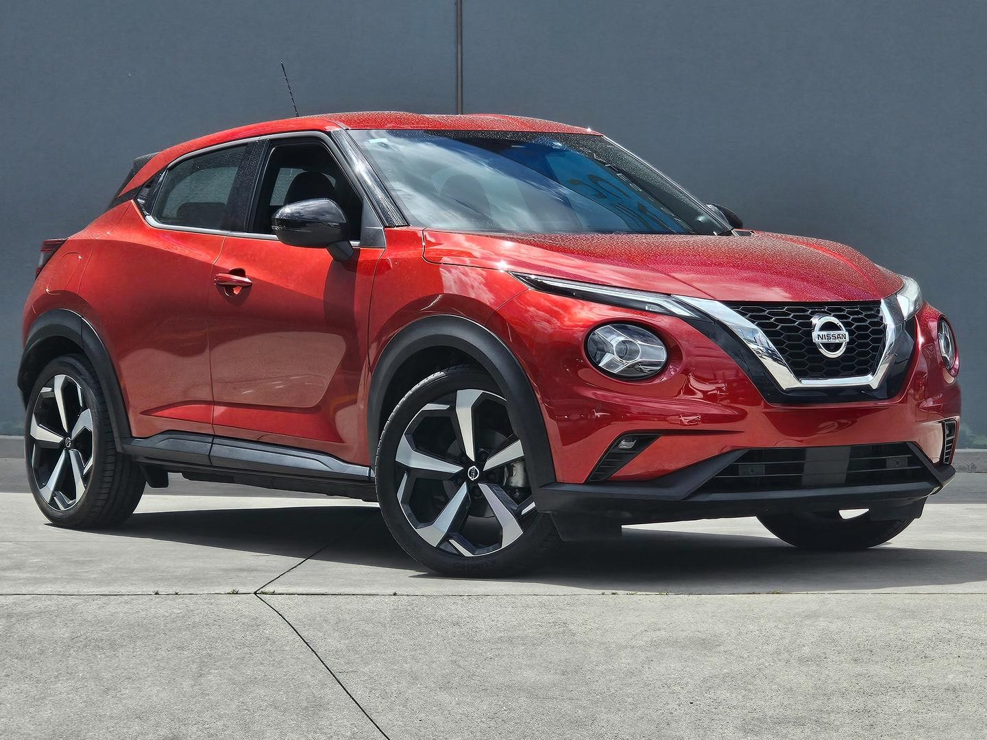 Nissan Juke image 1