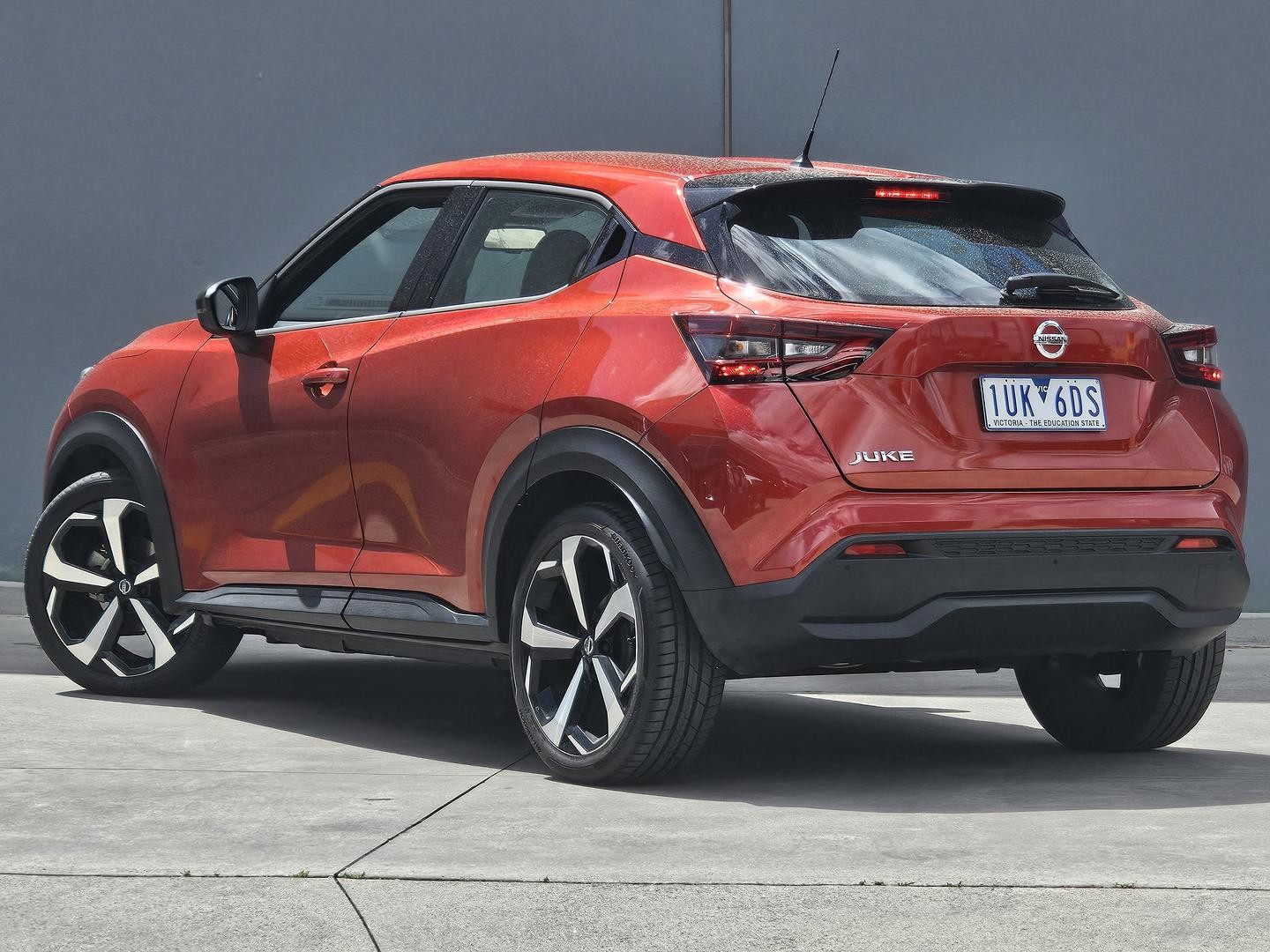 Nissan Juke image 3