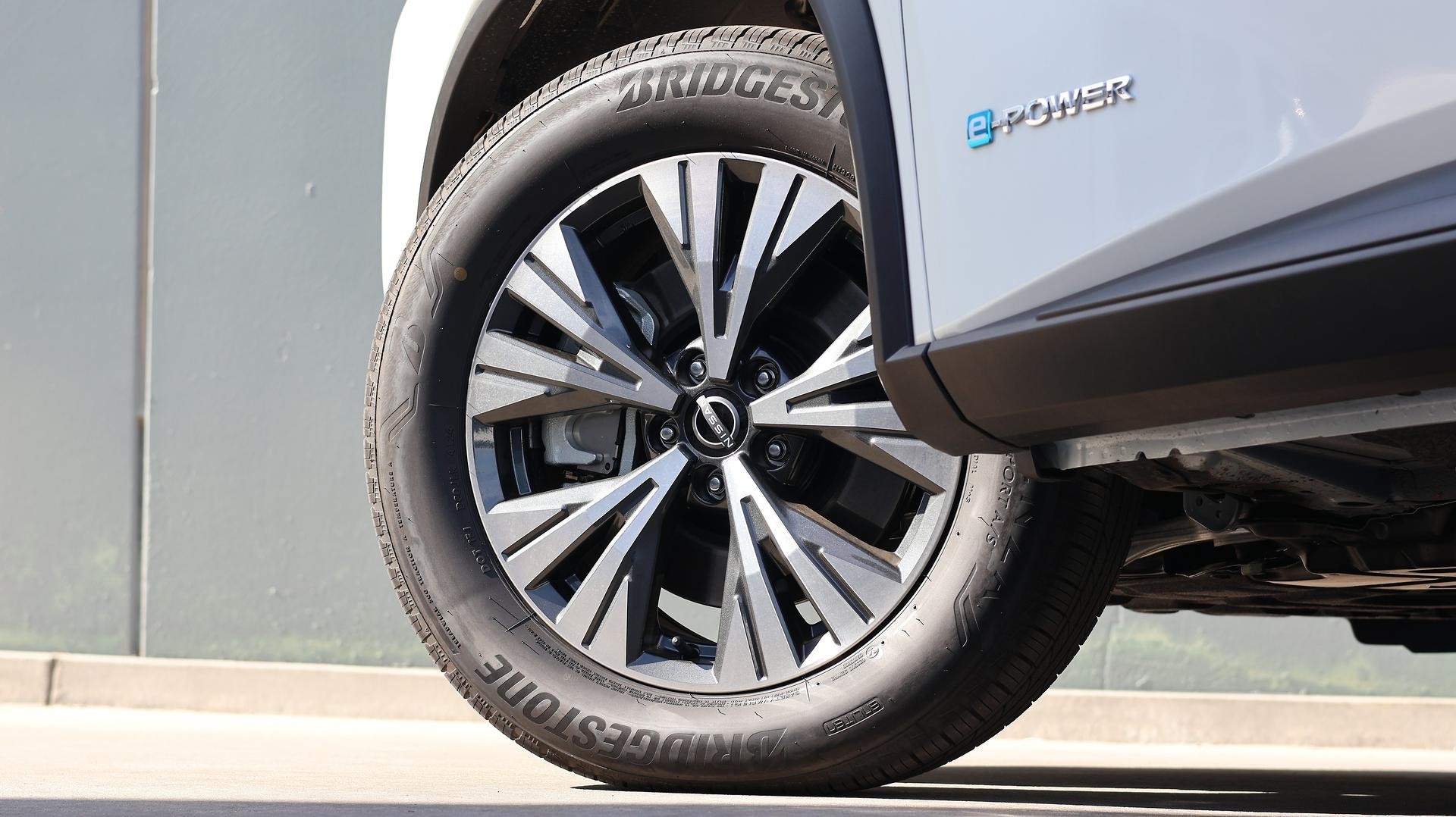 Nissan X-trail image 4