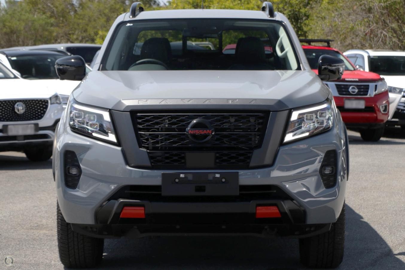 Nissan Navara image 4