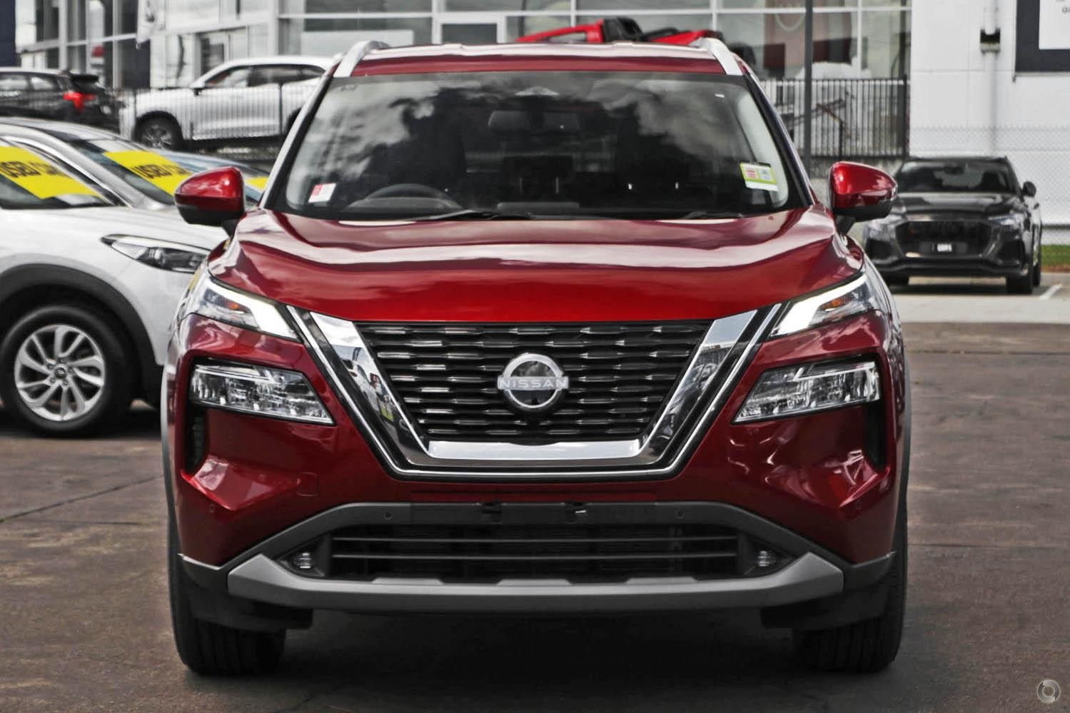 Nissan X-trail image 2