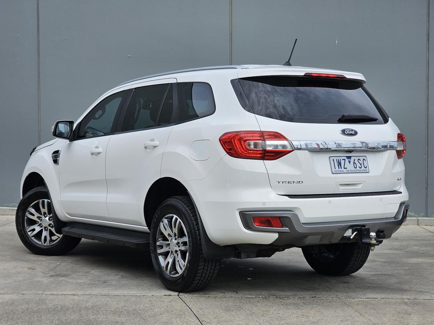 Ford Everest image 3