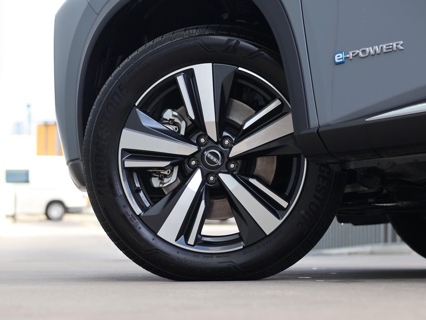 Nissan X-trail image 4