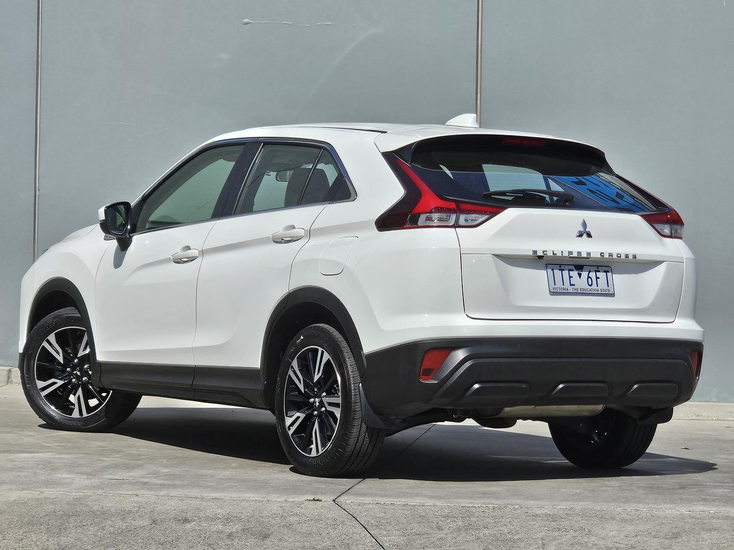 Mitsubishi Eclipse Cross image 3