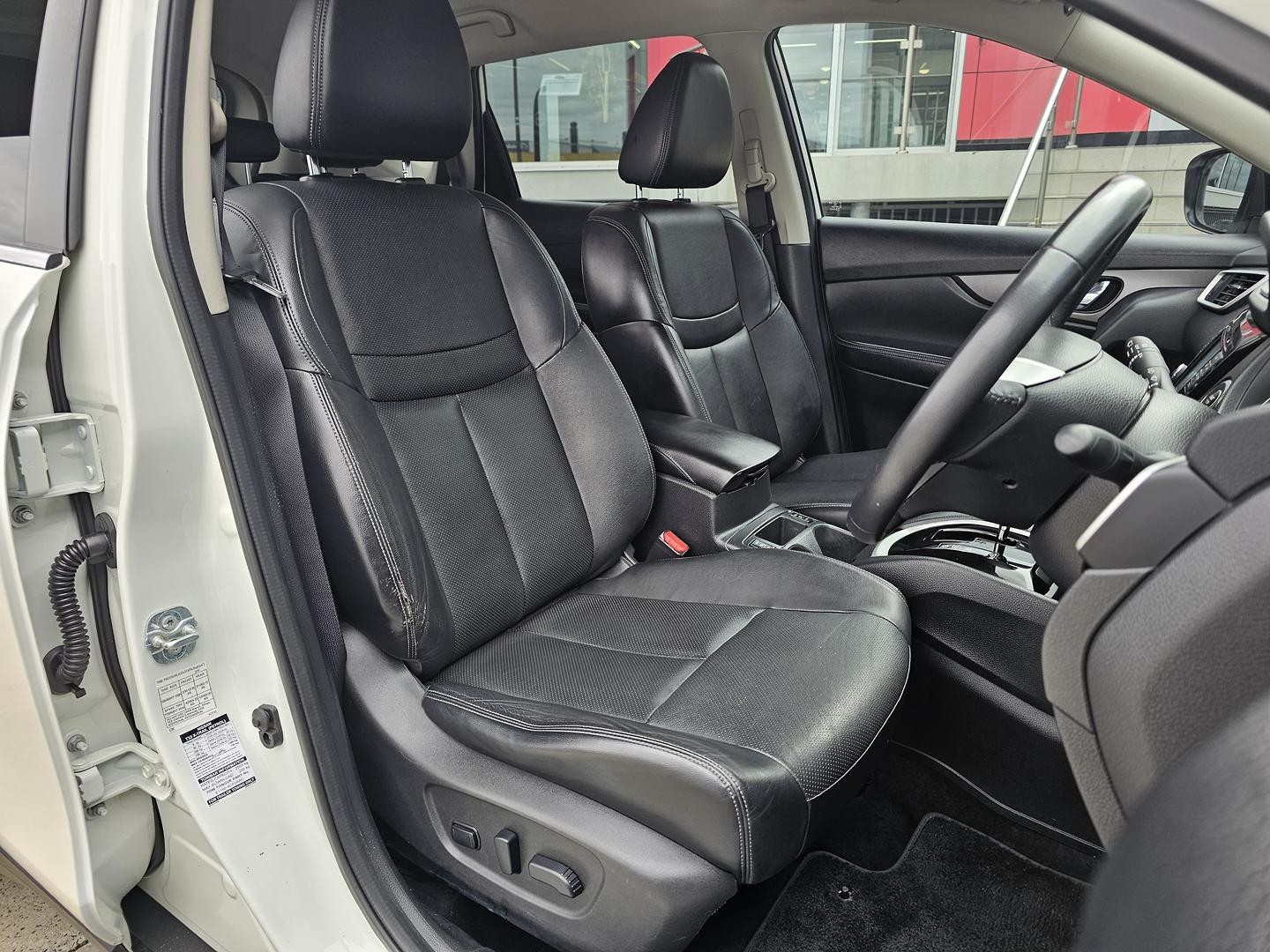 Nissan X-trail image 4