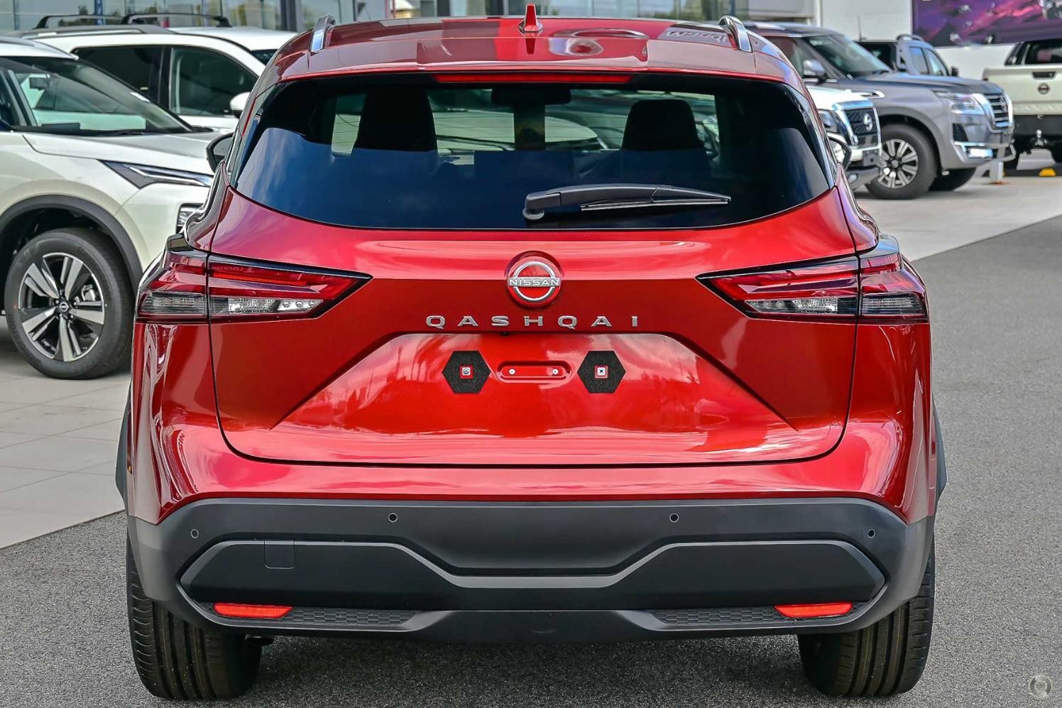 Nissan Qashqai image 1