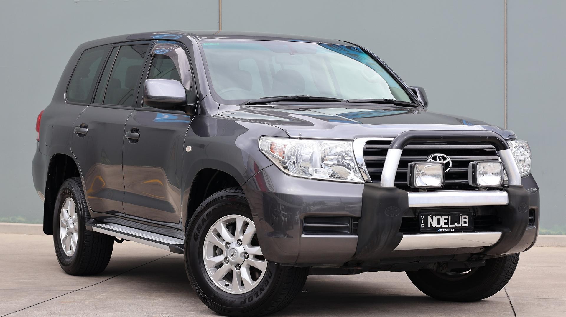Toyota Landcruiser image 1