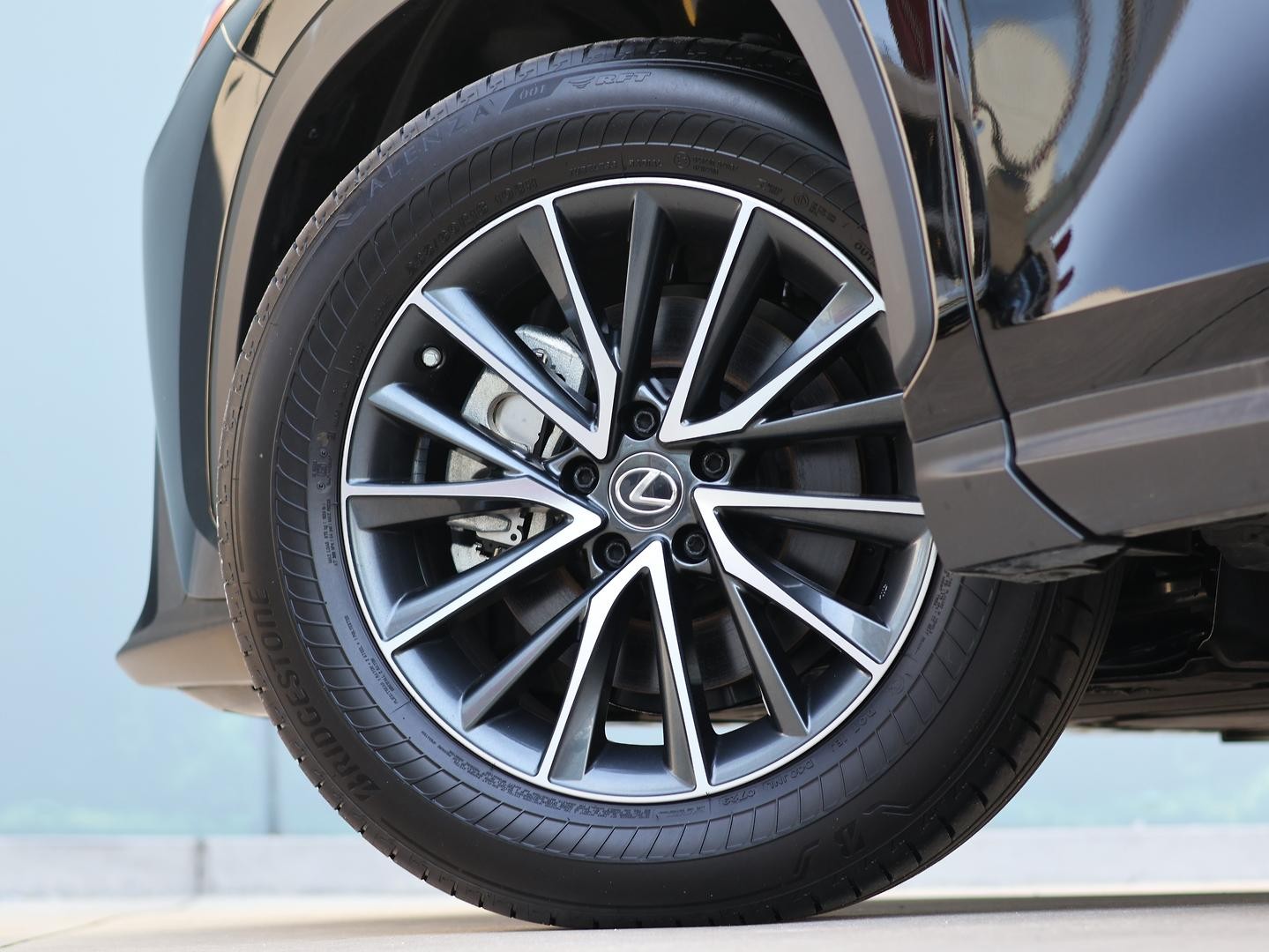 Lexus Nx image 4