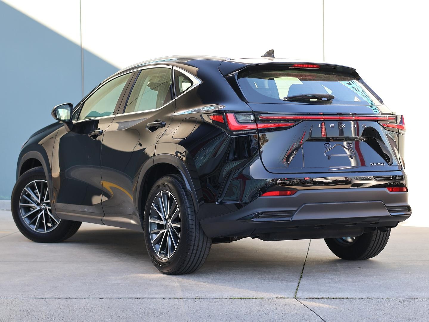 Lexus Nx image 3