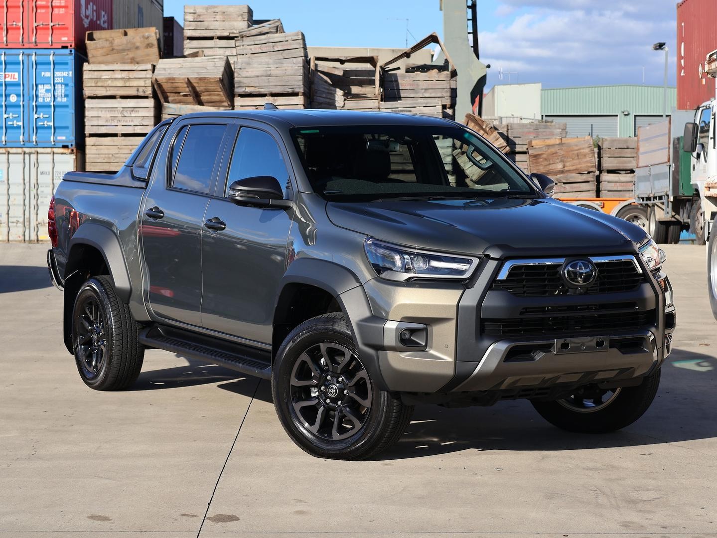 Toyota Hilux image 1