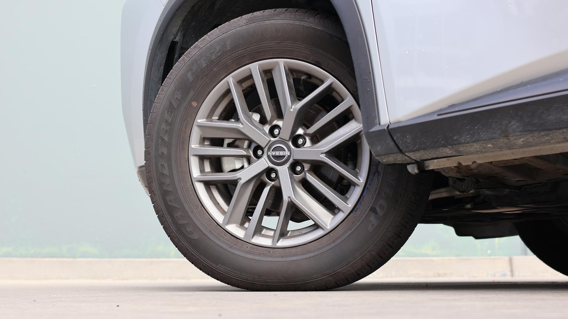 Nissan X-trail image 4