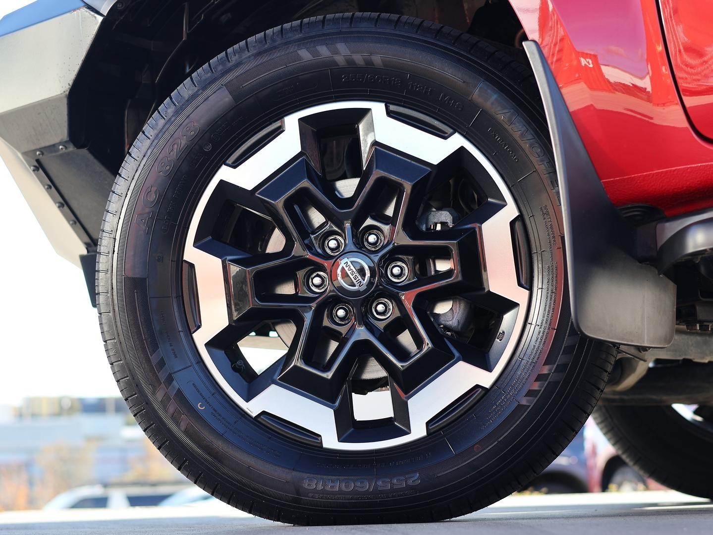 Nissan Navara image 4