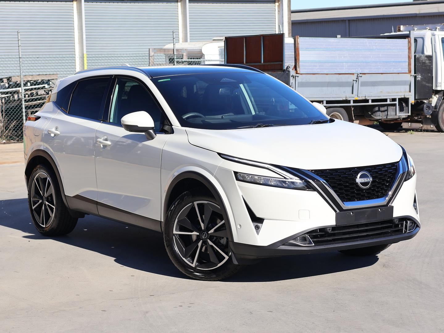Nissan Qashqai image 1