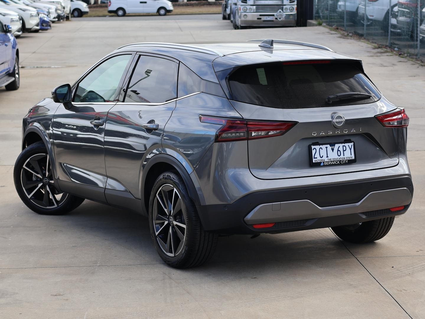 Nissan Qashqai image 3