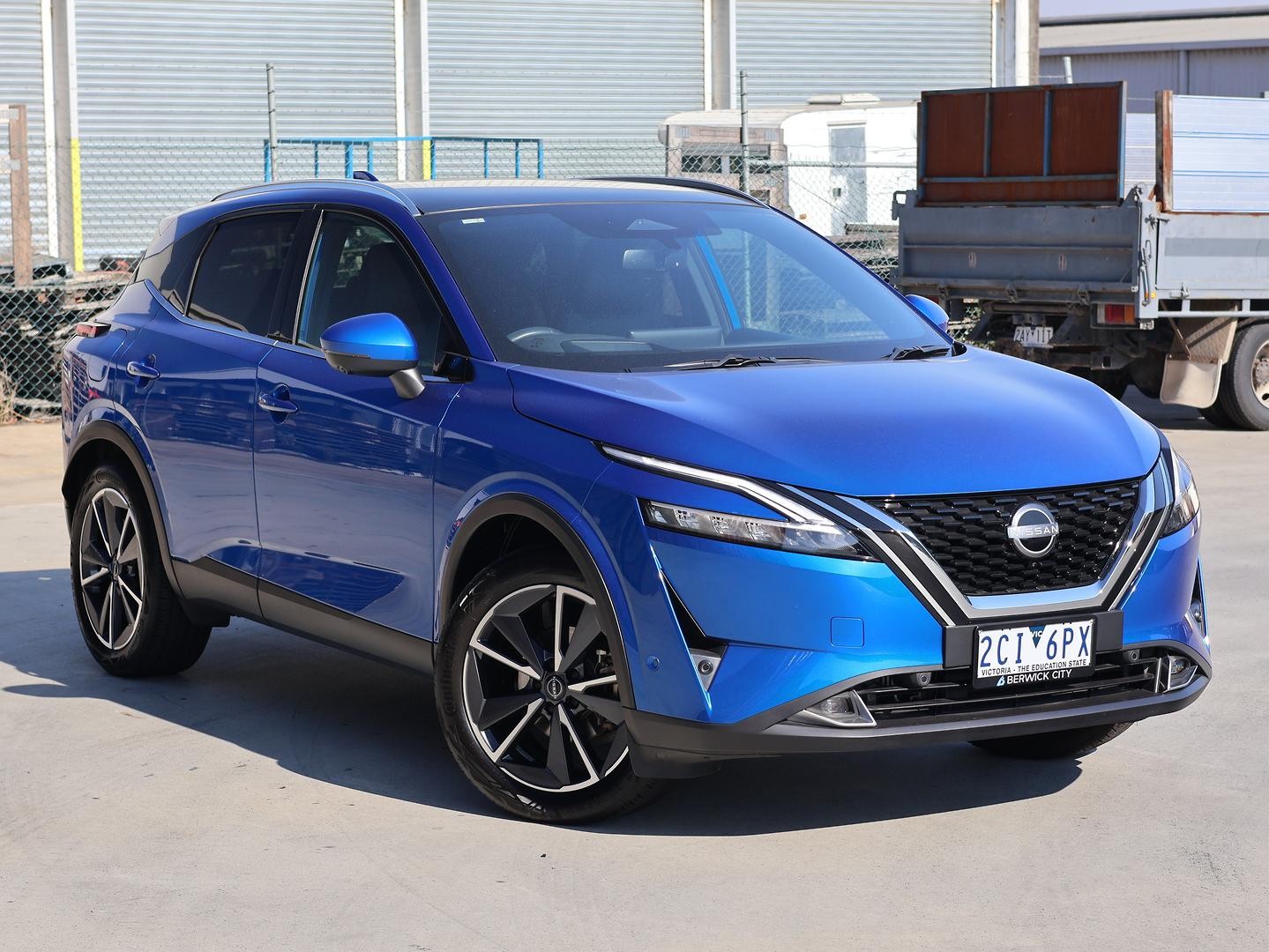 Nissan Qashqai image 1