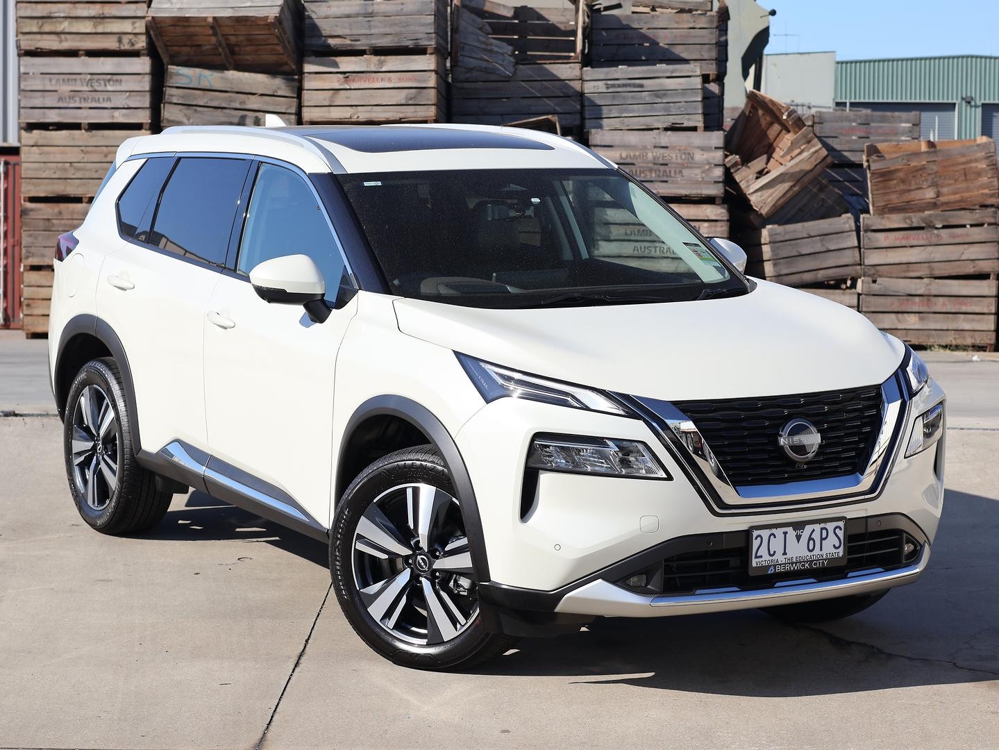 Nissan X-trail image 1