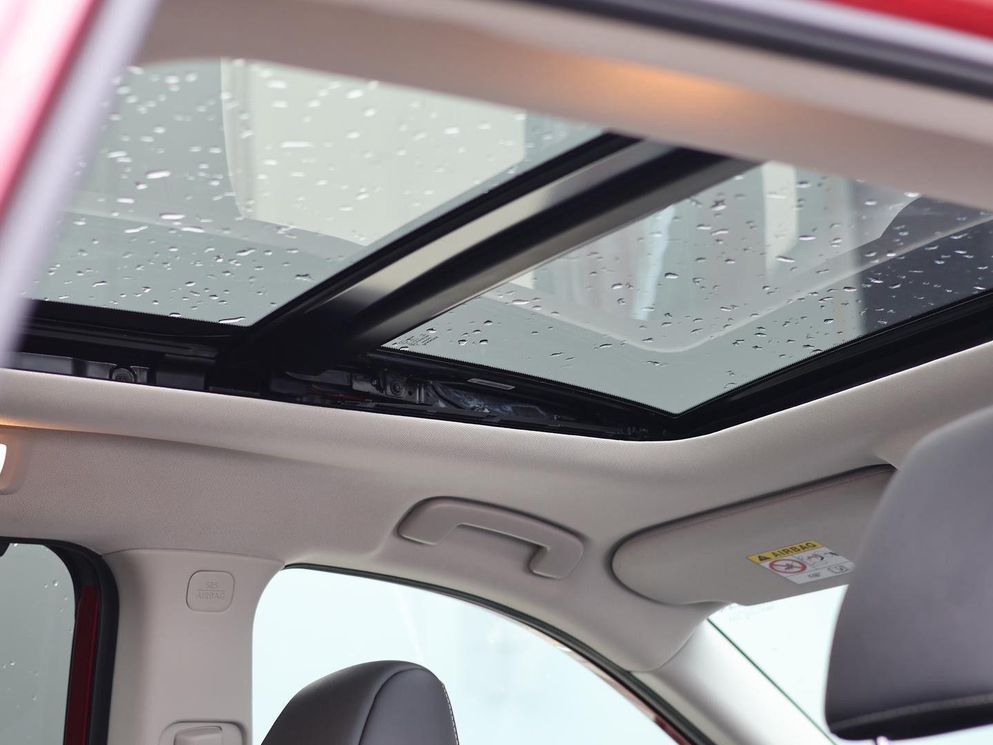 Nissan Pathfinder image 4