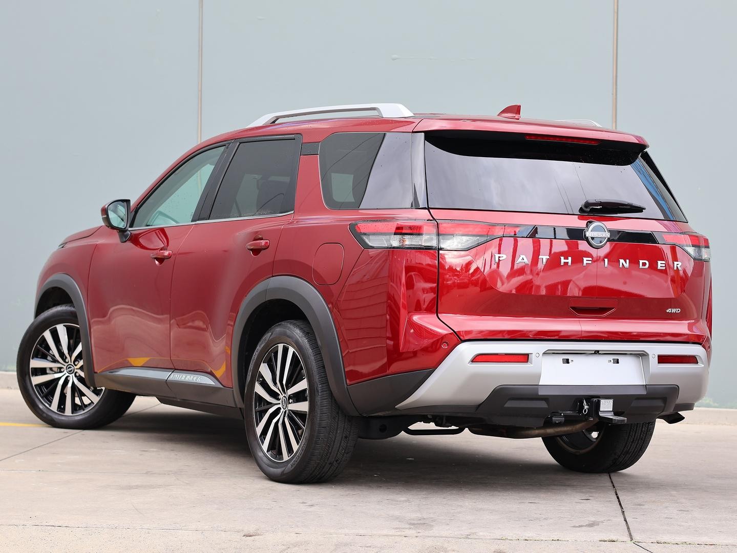 Nissan Pathfinder image 3