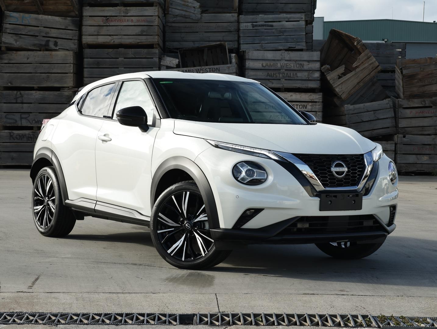 Nissan Juke image 1