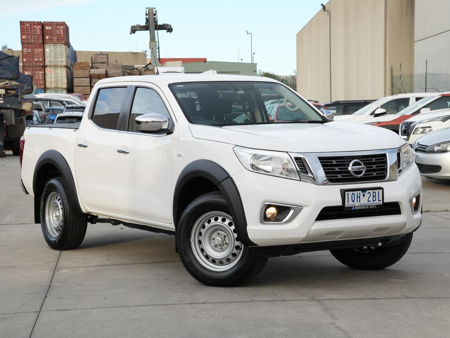 Nissan Navara image 1