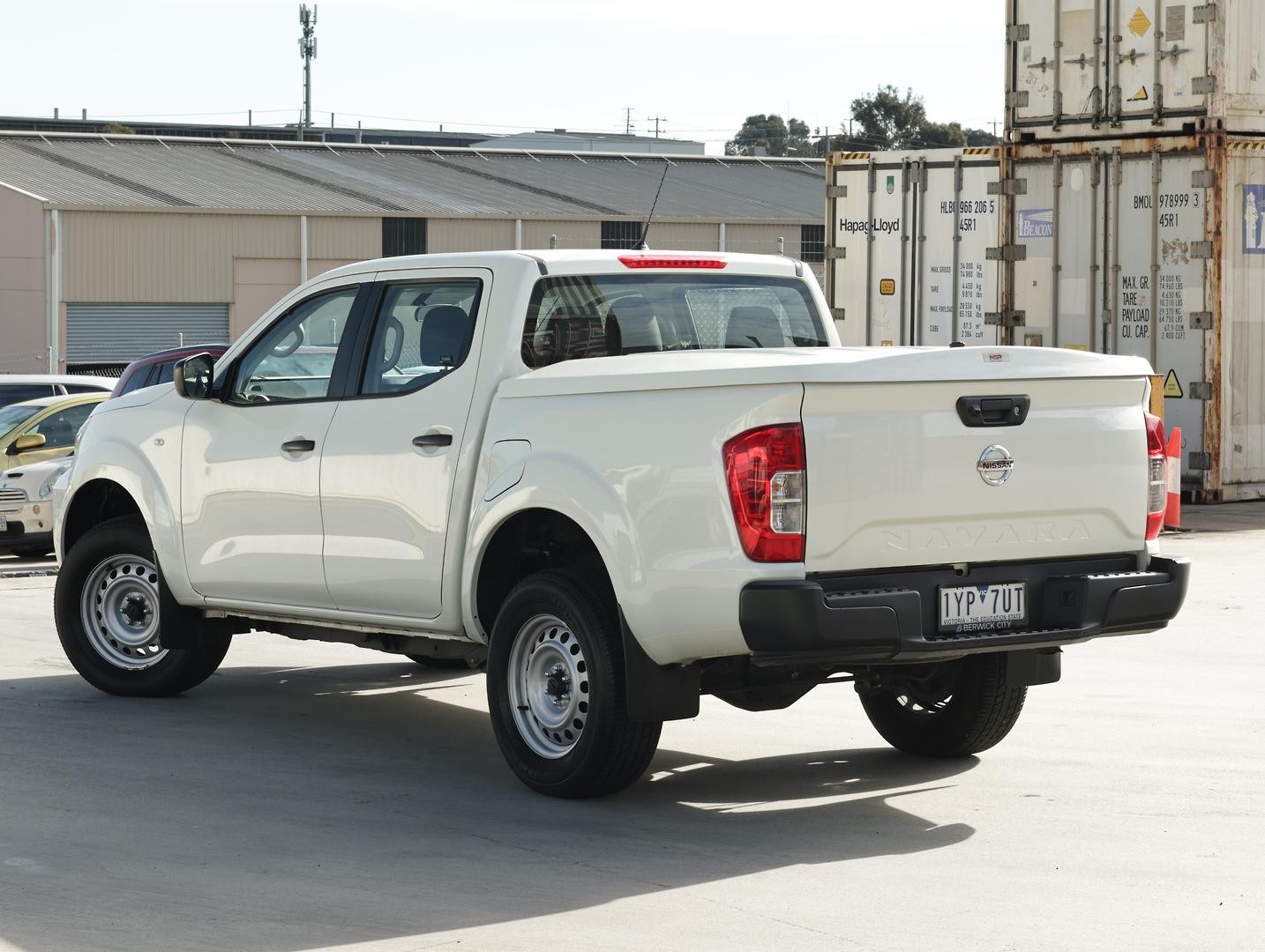 Nissan Navara image 3