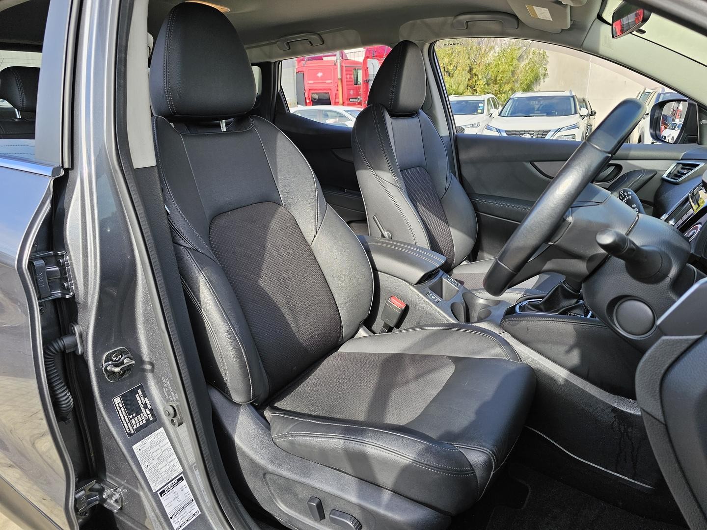 Nissan Qashqai image 1