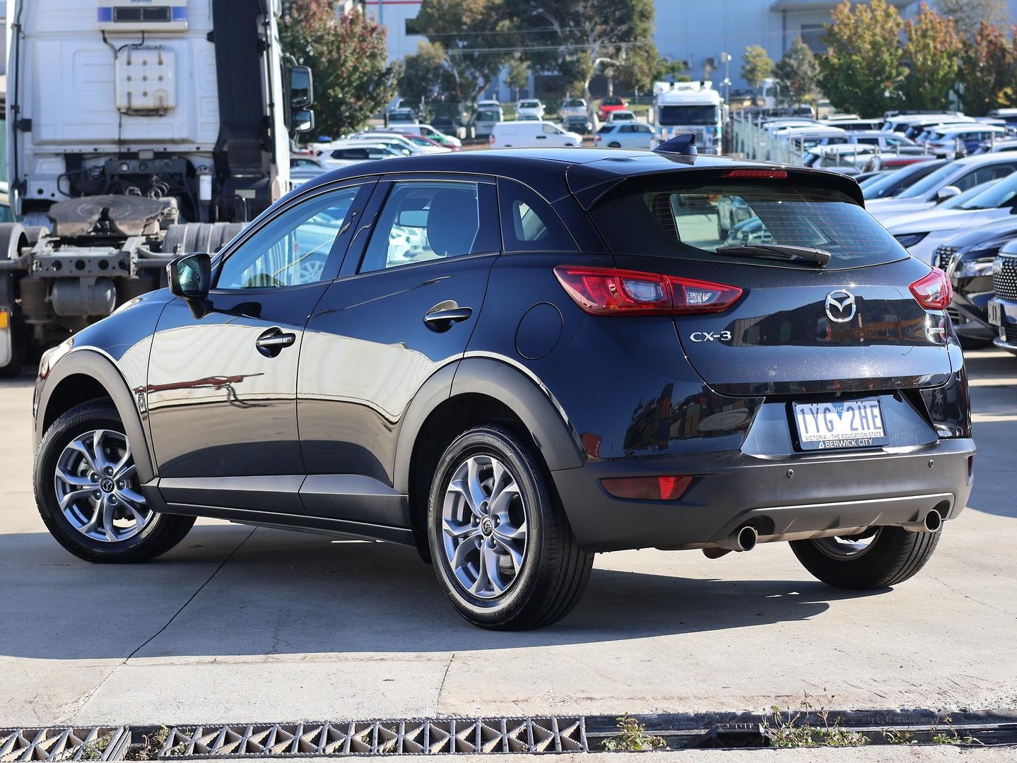 Mazda Cx-3 image 3