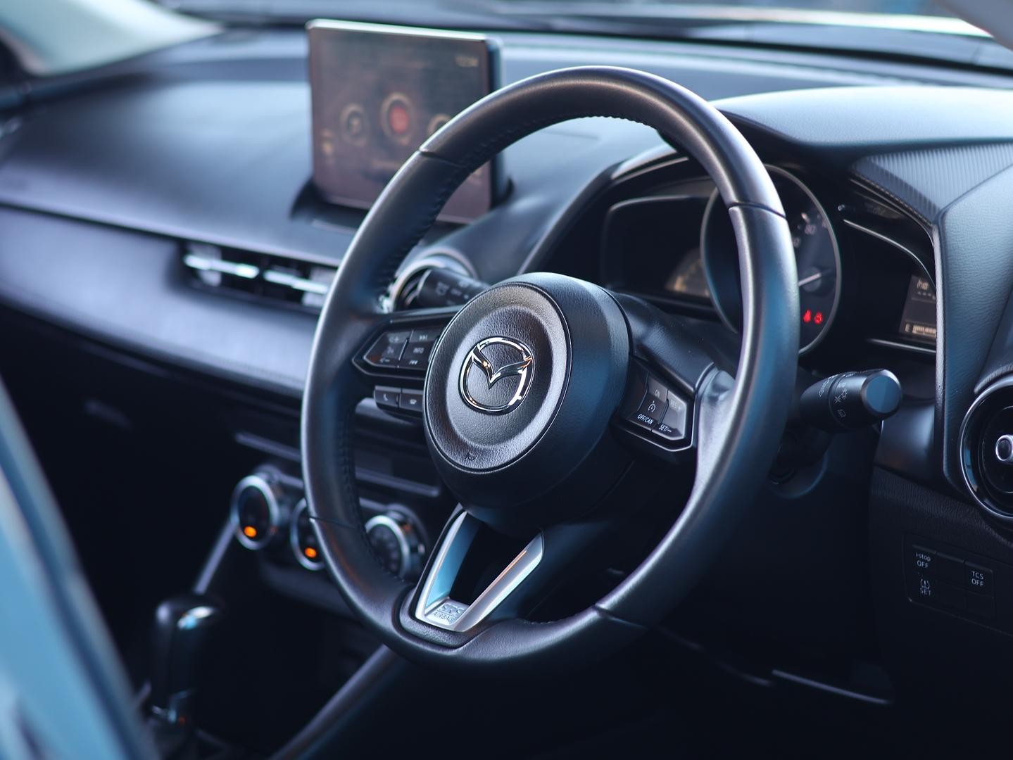 Mazda Cx-3 image 2