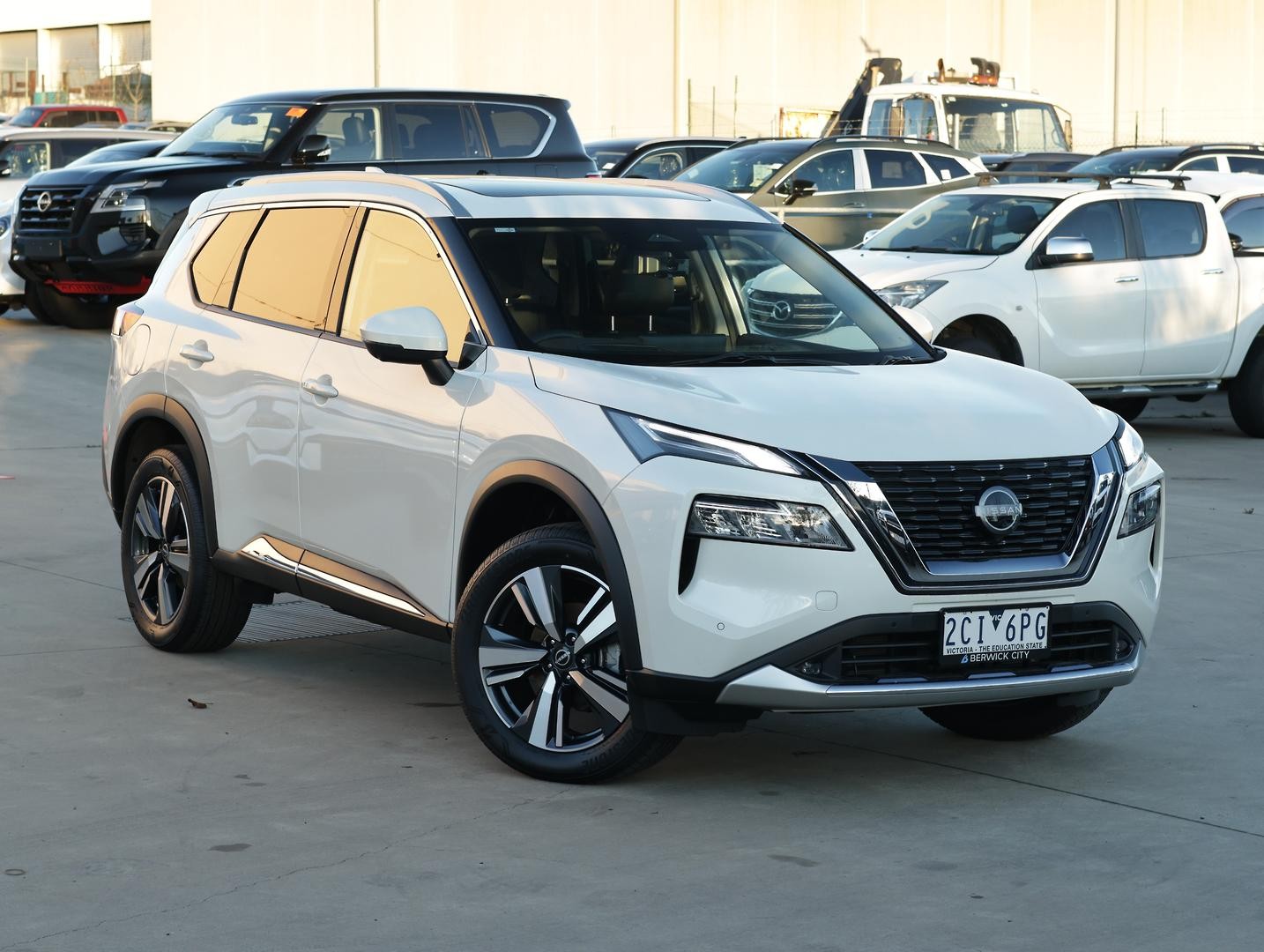 Nissan X-trail image 1