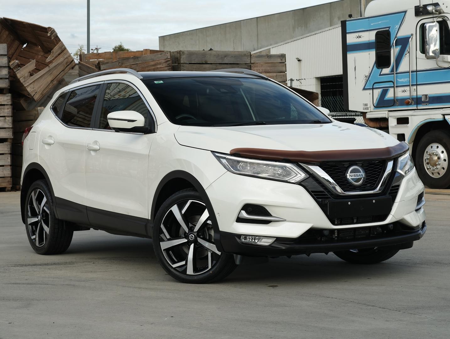 Nissan Qashqai image 1