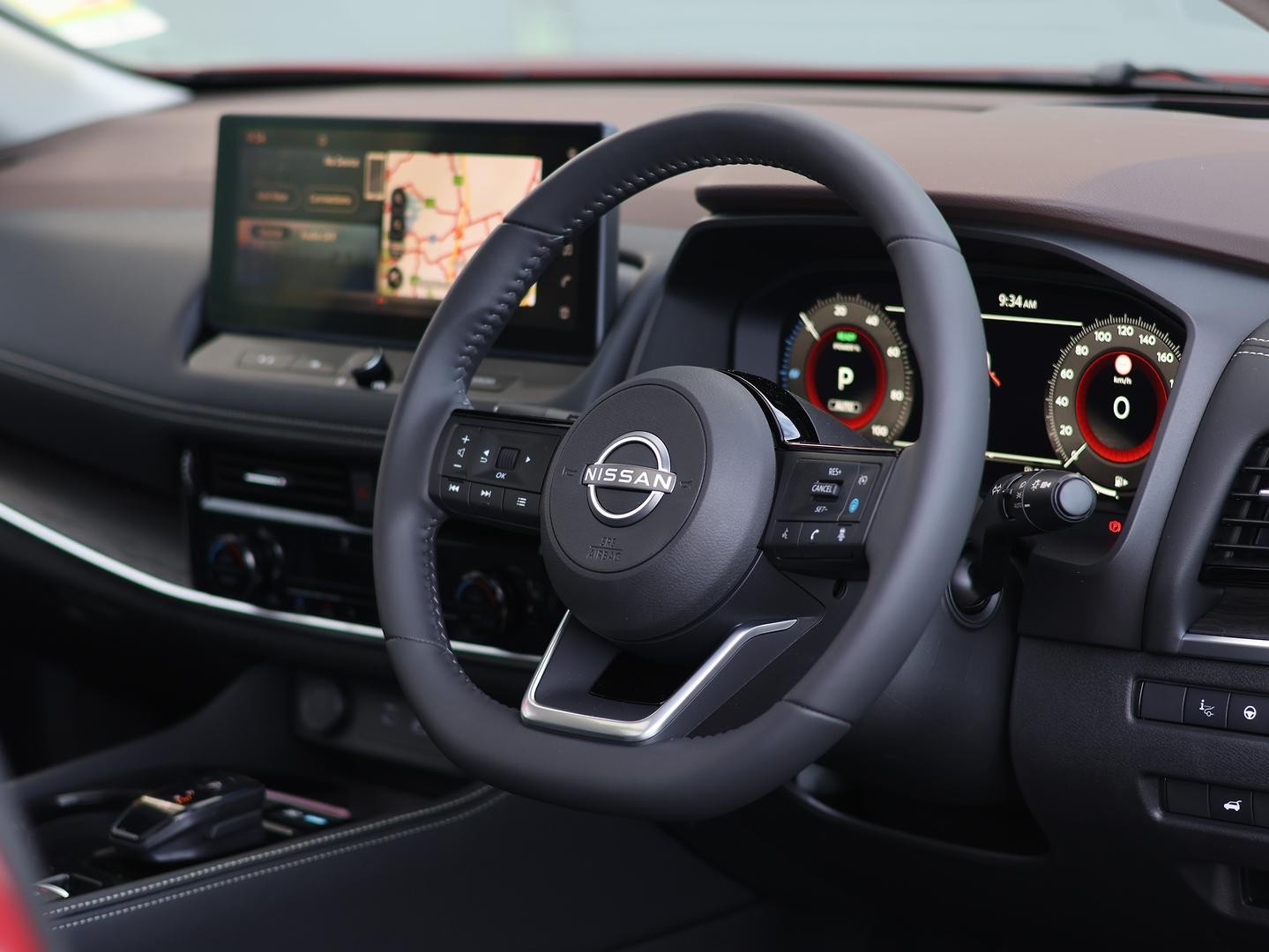 Nissan X-trail image 2
