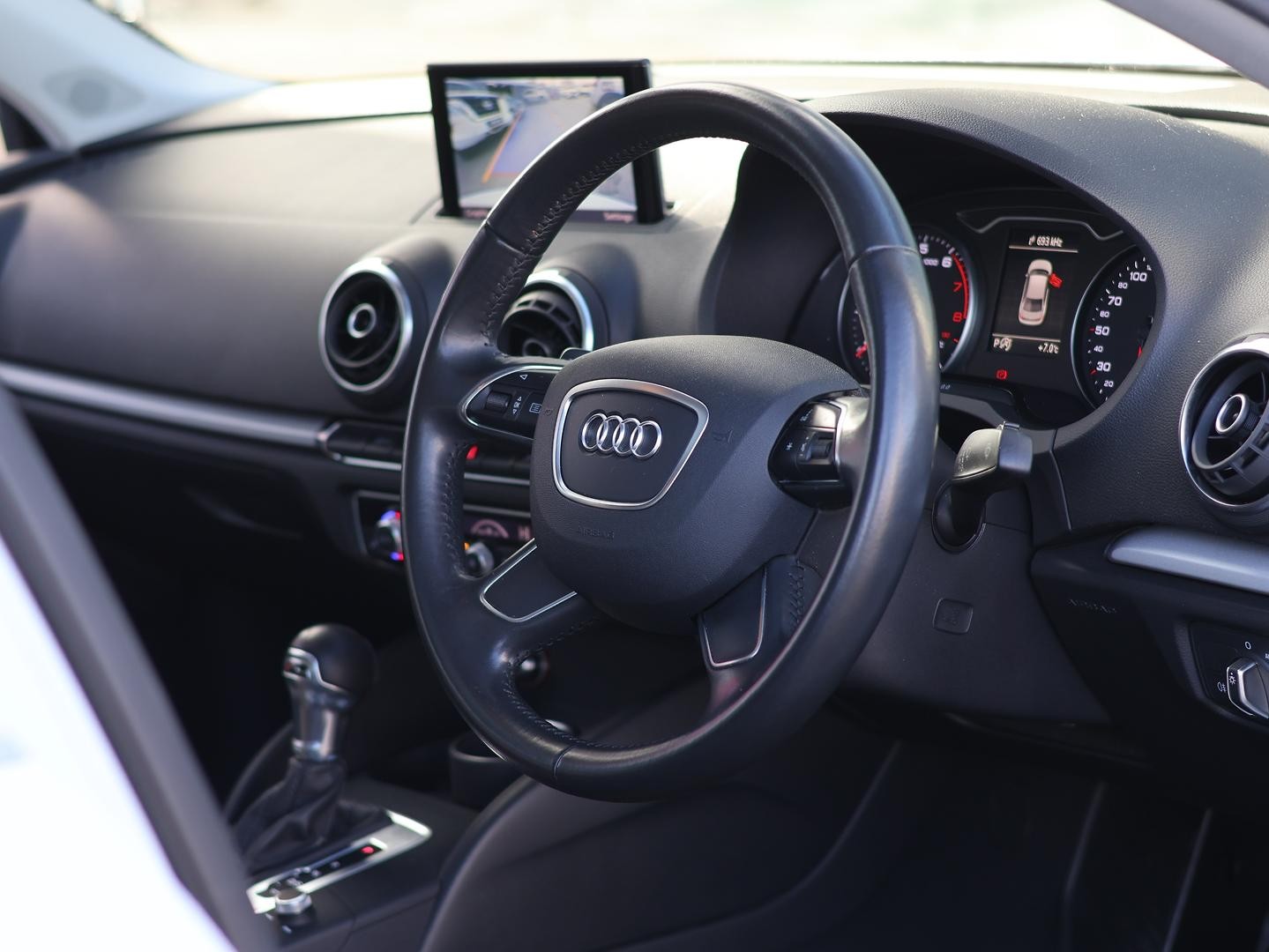 Audi A3 image 2