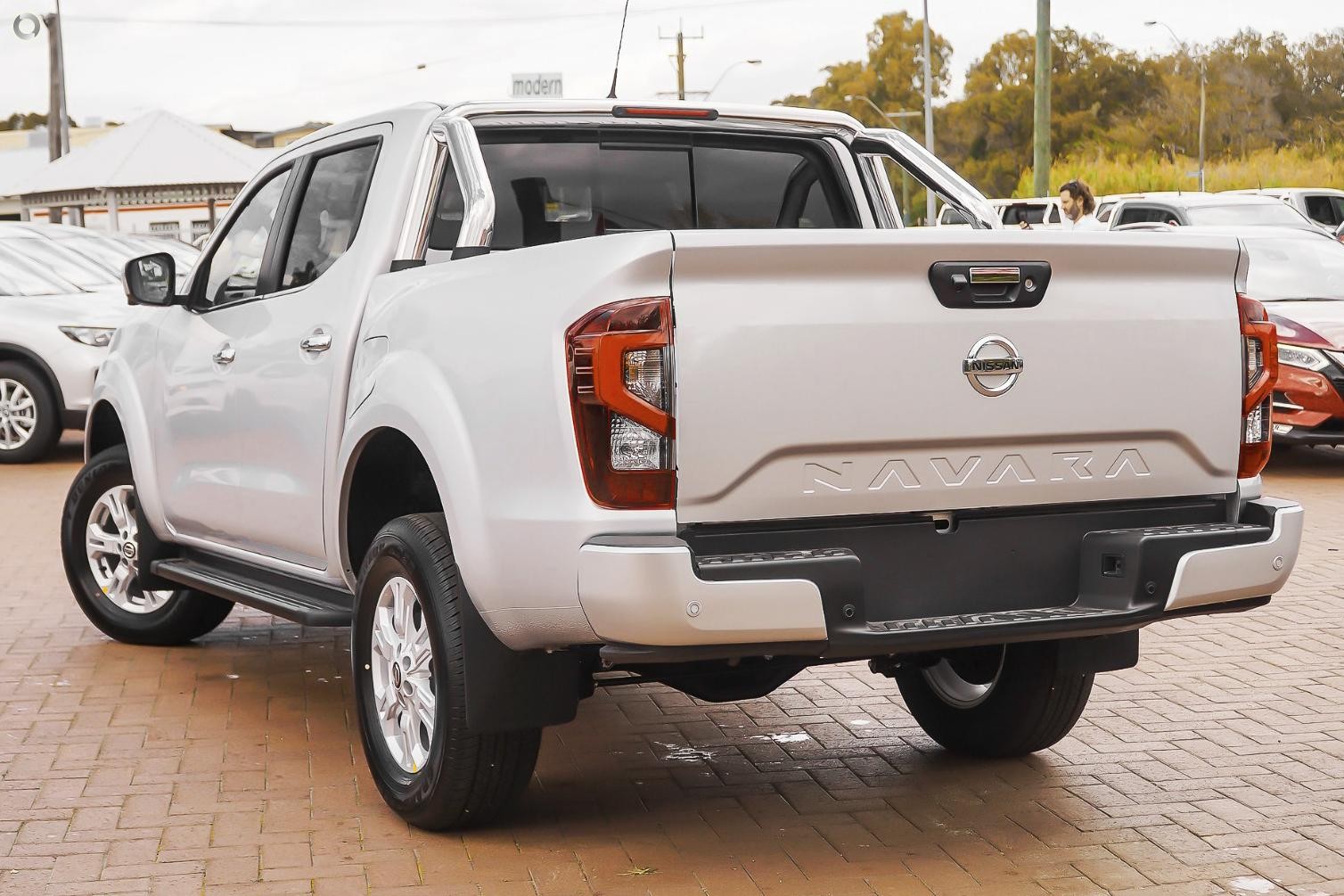 Nissan Navara image 4