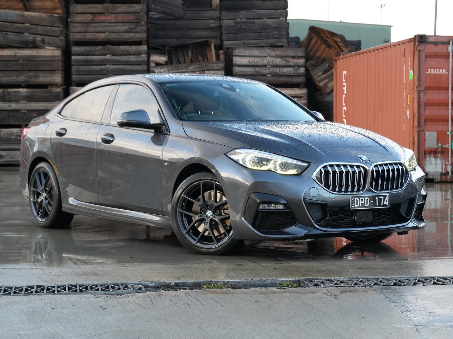 BMW 2 Series image 1