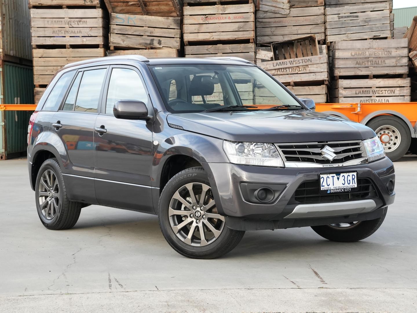 Suzuki Grand Vitara image 1