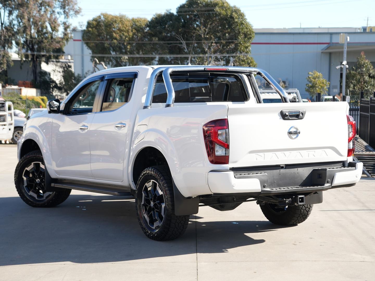Nissan Navara image 3